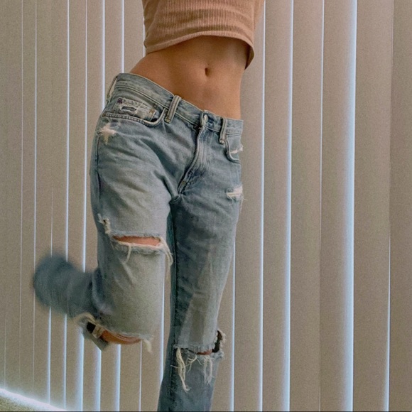 Distressed Straight Leg Baggy Jeans - Picture 3 of 3